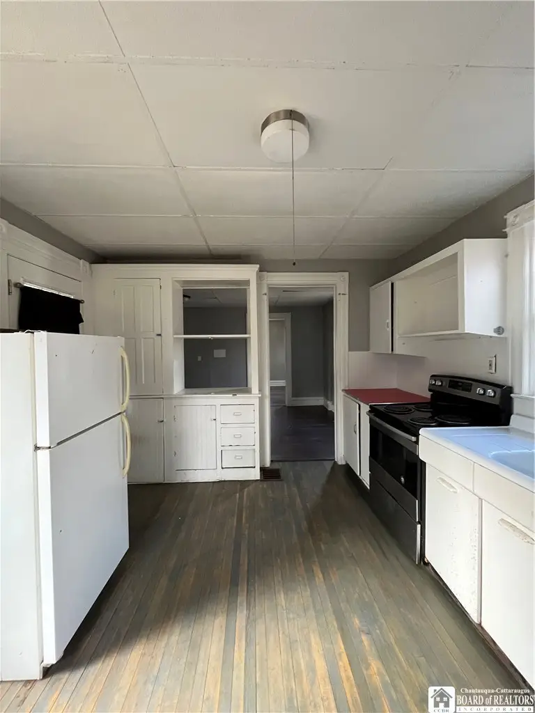 42 Wescott Street, Jamestown, NY 14701 - #3