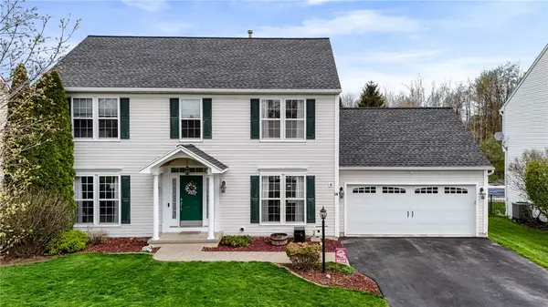 14 Vanderberg Drive, Fairport, NY 14450