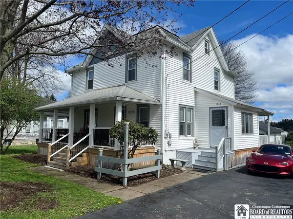 5464 E Lake Road, Dewittville, NY 14728