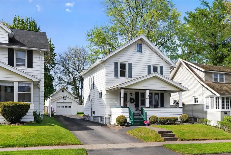 142 W Hickory Street, East Rochester, NY 14445 - #2