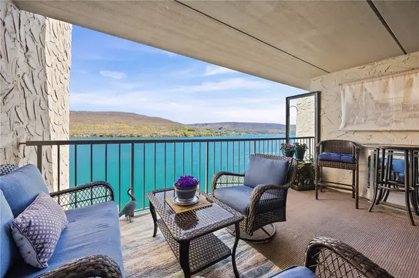 164 Cliffside Drive, Canandaigua, NY 14424