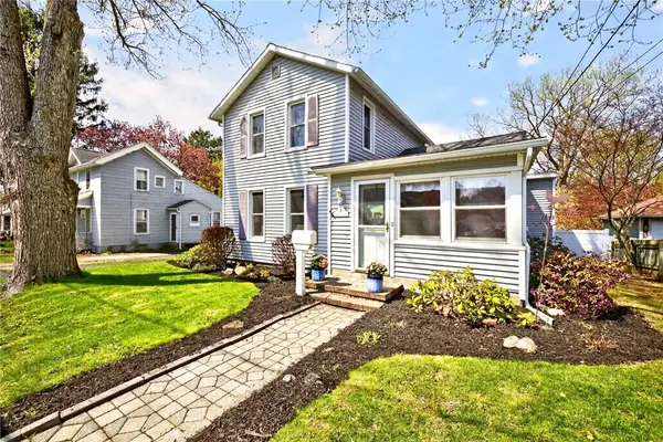 41 Frank Street, Fairport, NY 14450