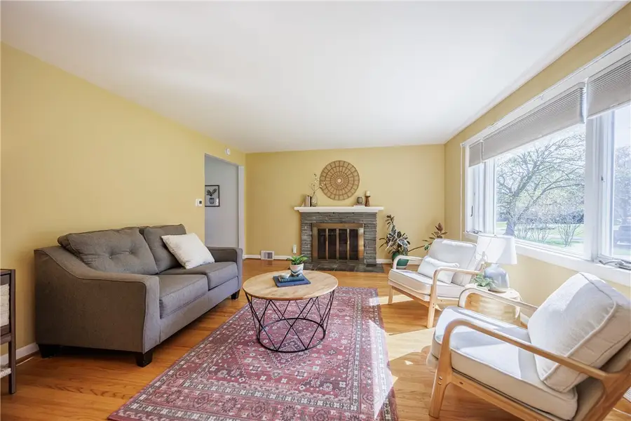 141 Highledge Drive, Penfield, NY 14526 - #2