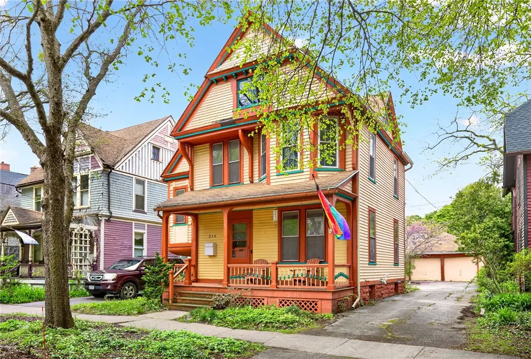 216 Linden St, Rochester, NY 14620 - #1