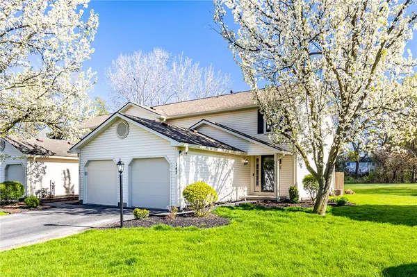 143 Courtshire Lane, Penfield, NY 14526