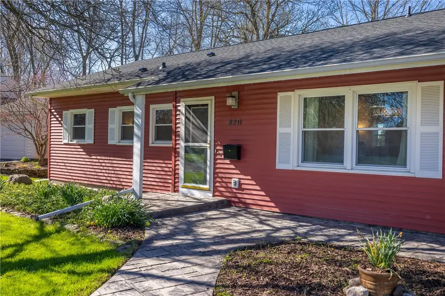 220 Parkwood Avenue, Rochester, NY 14620 - #3