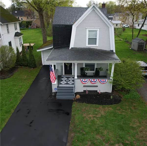 4 Lincoln Avenue, Le Roy, NY 14482