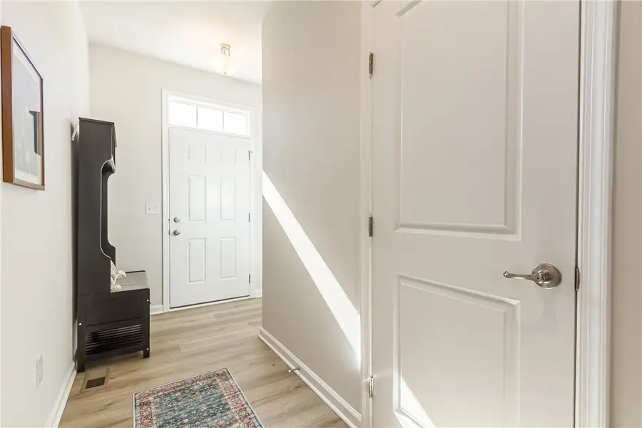 21 Keuka Lane, Canandaigua, NY 14424 - #2