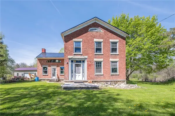 1694 Payne Road, Farmington, NY 14425