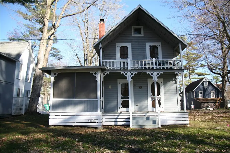 42848 Ontario Ave, Thousand Island Park, NY 13692 - #2