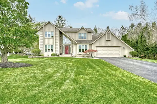 15 Corral Drive, Penfield, NY 14526