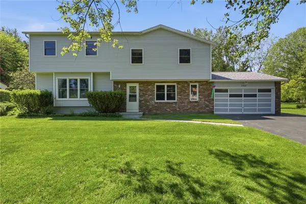 1441 Loughton Drive, Webster, NY 14580