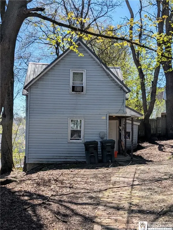 11 1/2 Bowen Street, Jamestown, NY 14701