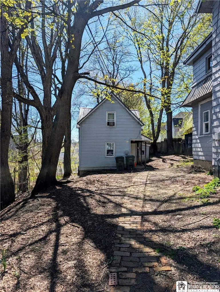 11 1/2 Bowen Street, Jamestown, NY 14701 - #2