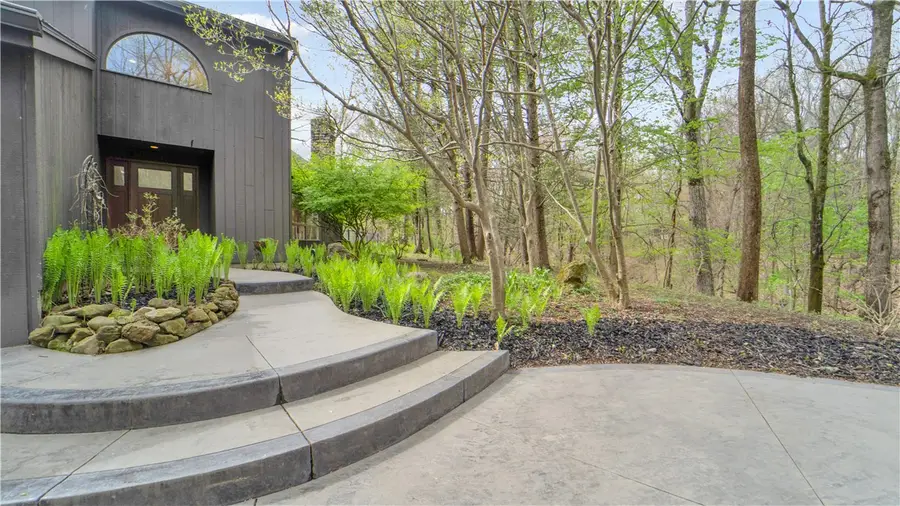 182 Park Rd Road, Pittsford, NY 14534 - #3