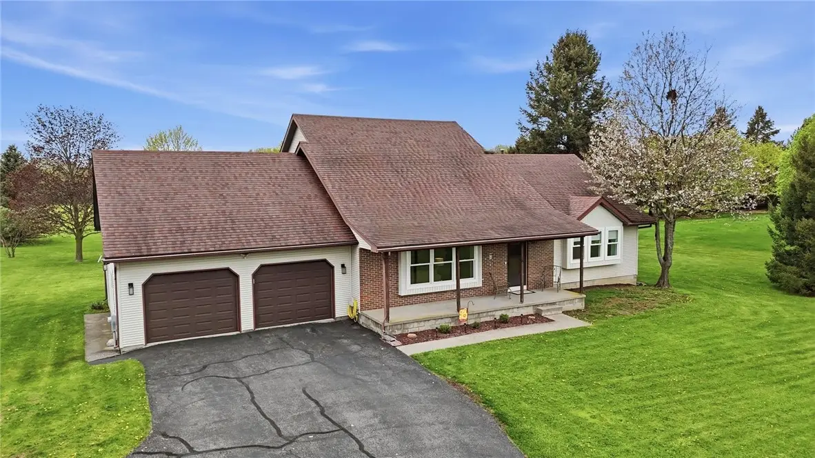 536 Barks Rd, Caledonia, NY 14423 - #1