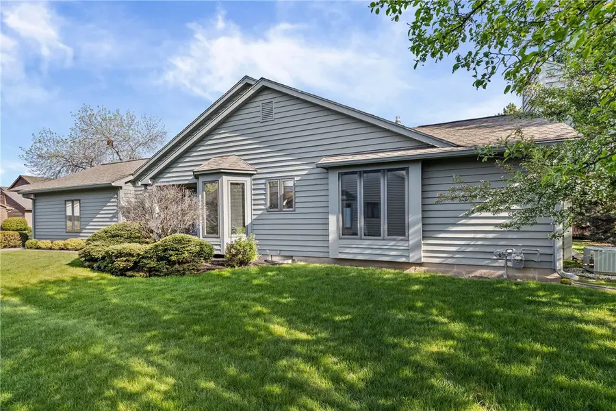 8 Shanbrook Drive, Rochester, NY 14612 - #3