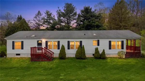 823 Glover Road, Clyde, NY 14433