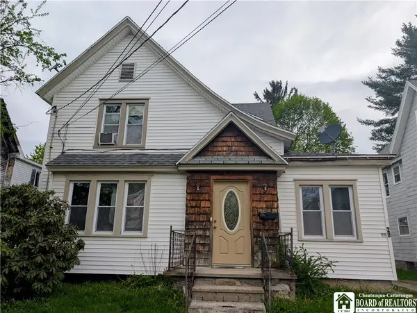 20 Crown Street, Jamestown, NY 14701