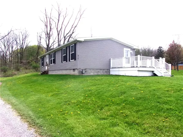 8501 Red Jacket Lane, Honeoye, NY 14471