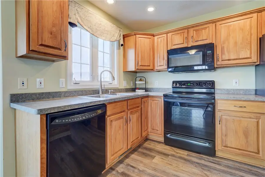 46 Pinto Run, Spencerport, NY 14559 - #3