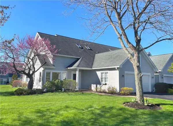 115 Carousel Ln, Canandaigua, NY 14424