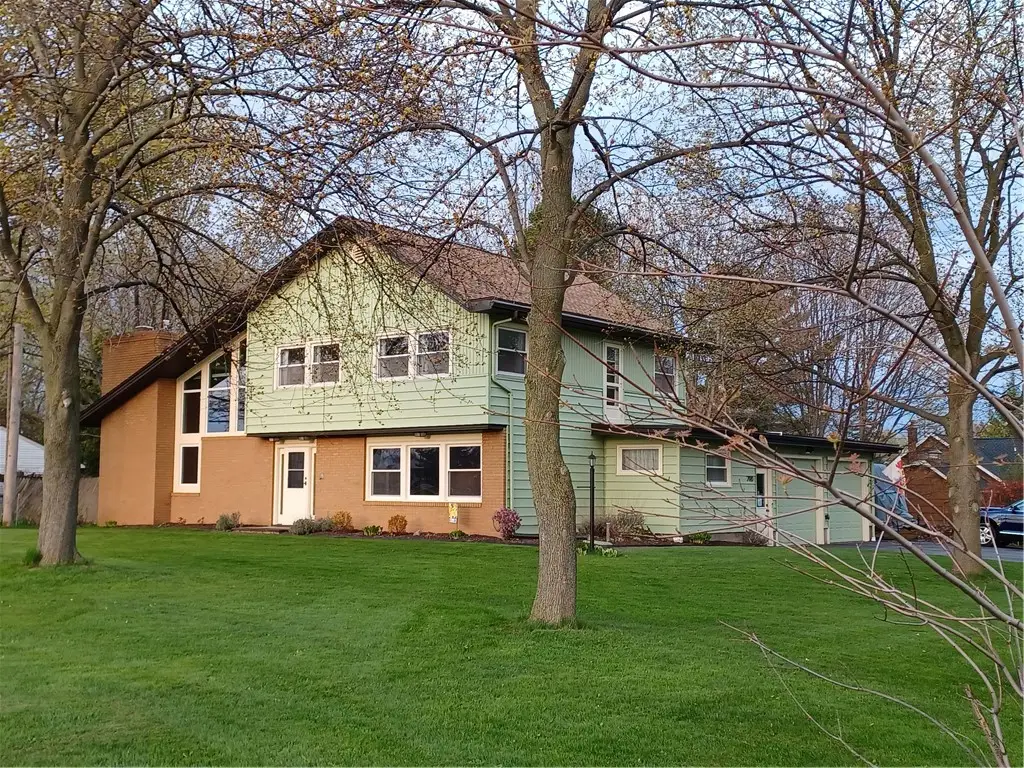 790 Pinnacle Road, Pittsford, NY 14534 - #1