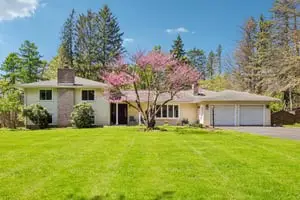 44 Crescent Hill Road, Pittsford, NY 14534
