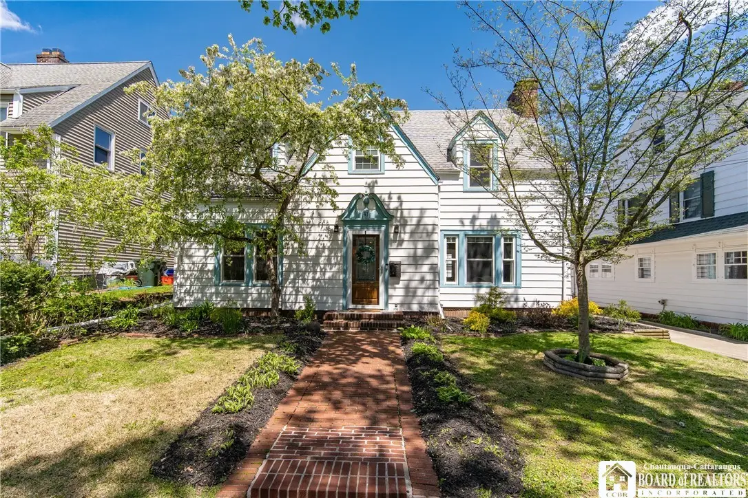 43 Chestnut Street, Jamestown, NY 14701 - #1