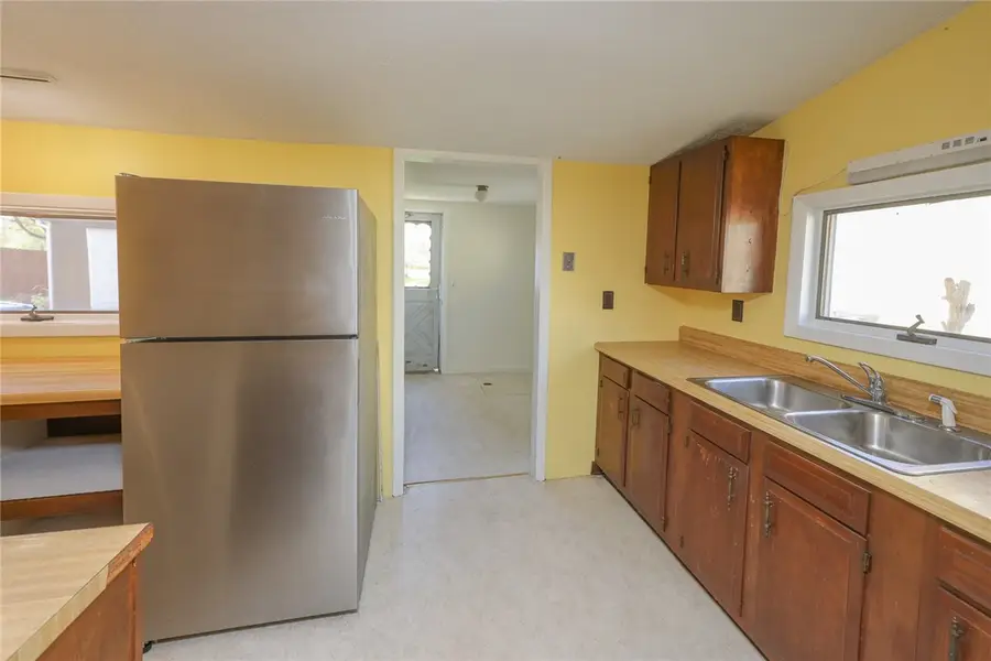 72 Chapel Street, Canandaigua, NY 14424 - #3