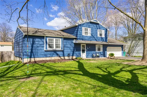 21 Hartwood Drive, Rochester, NY 14623