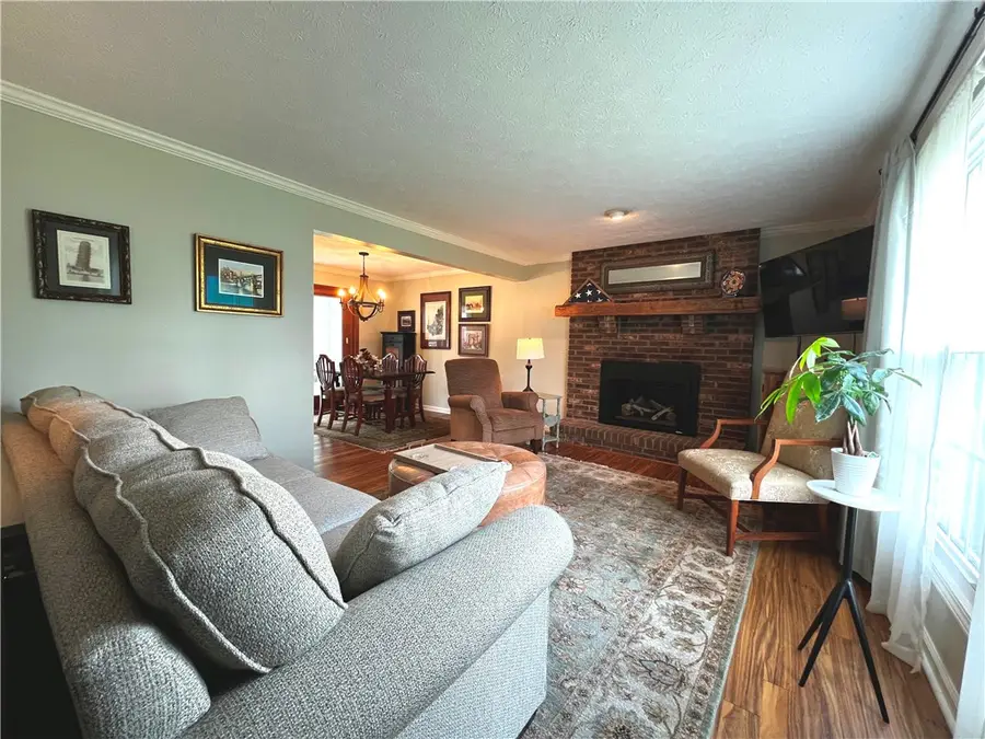 21 Rolling Meadow Drive N, Hilton, NY 14468 - #2