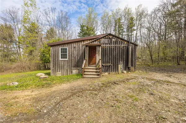 6057 Gulick Road, Naples, NY 14512