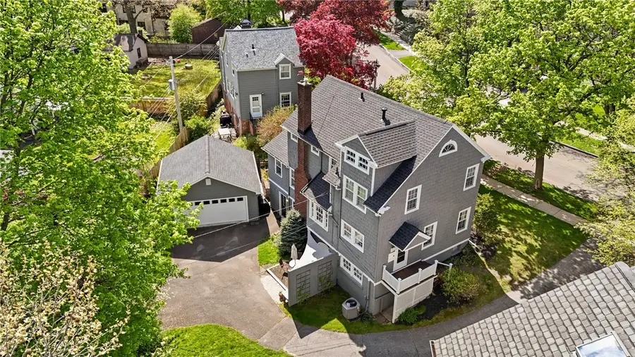 340 Cobbs Hill Dr, Rochester, NY 14610 - #3