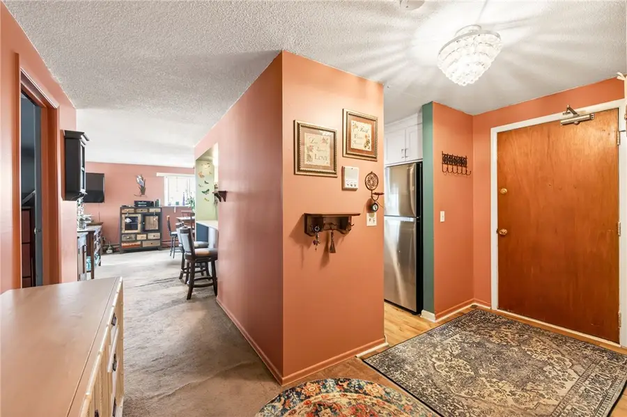 905 Westage At The Harbor, Rochester, NY 14617 - #2