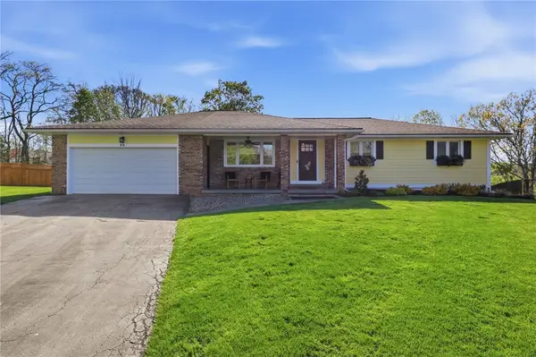 68 Favara Circle, Rochester, NY 14609