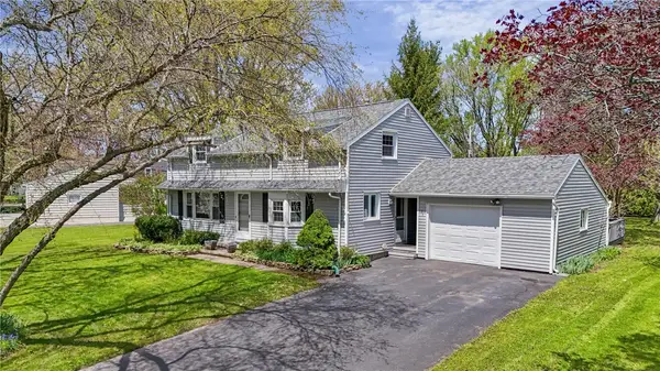 94 Thorncliff Road, Spencerport, NY 14559