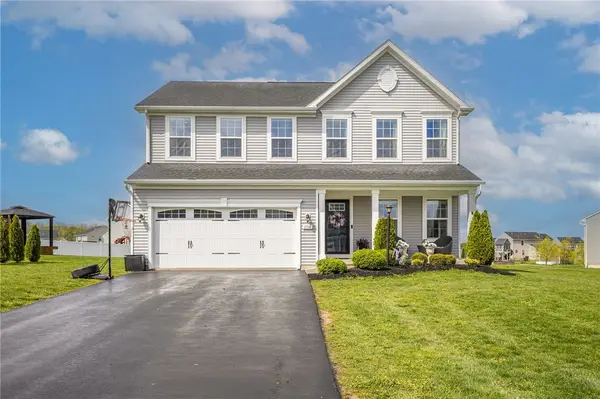 1716 Jasper Drive, Farmington, NY 14425