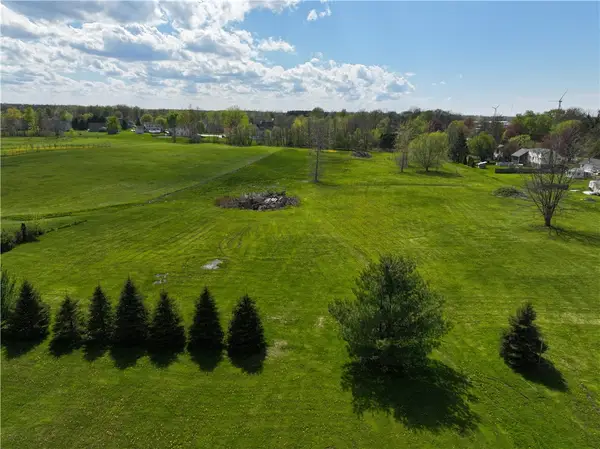 6195 Lincoln Road, Ontario, NY 14519
