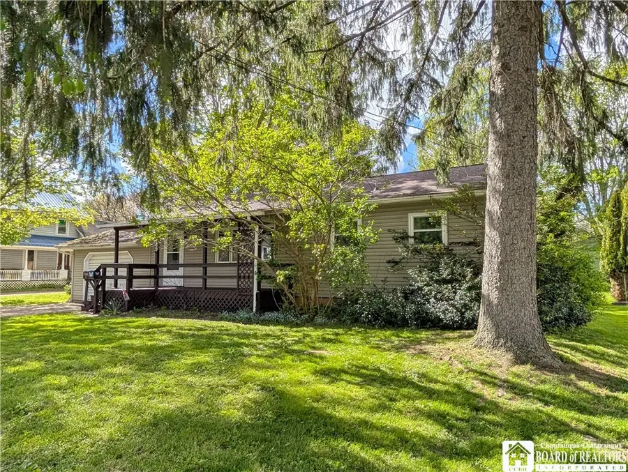 185 Waverly Street, Springville, NY 14141 - #3