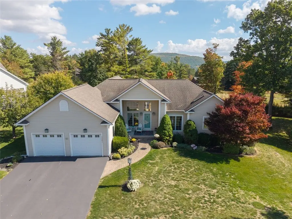 5541 Jones Way, Canandaigua, NY 14424 - #1