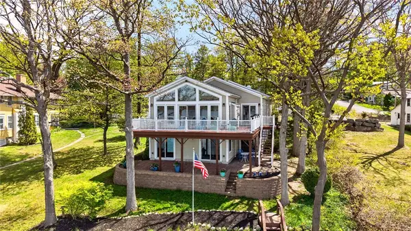 4498 Lake Drive, Canandaigua, NY 14424