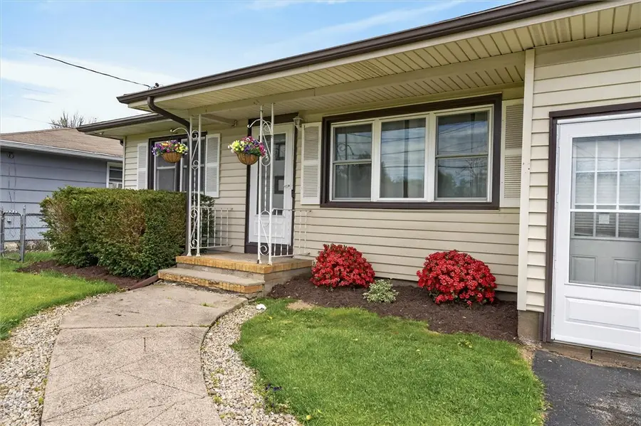 24 Bennett Ave, Rochester, NY 14609 - #3