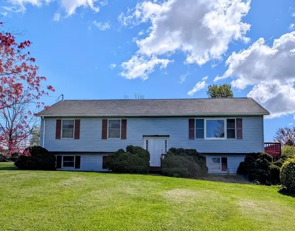 4096 Old Salt Rd, Skaneateles, NY 13152