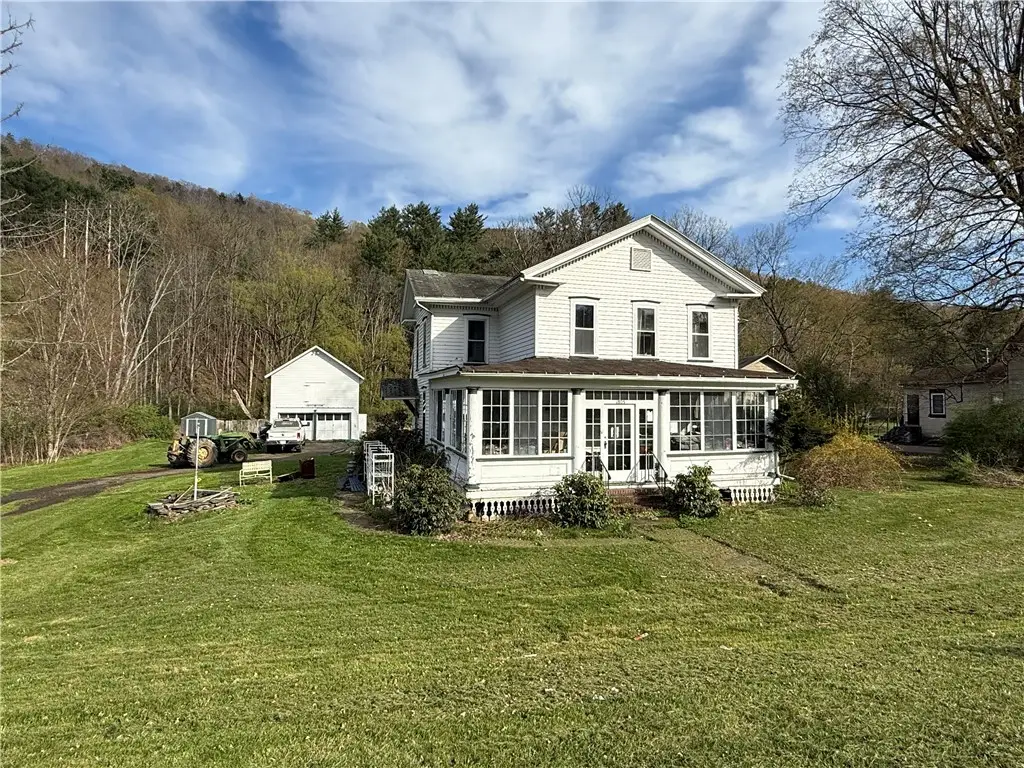 1805 Pennsylvania Avenue, Pine City, NY 14871 - #1