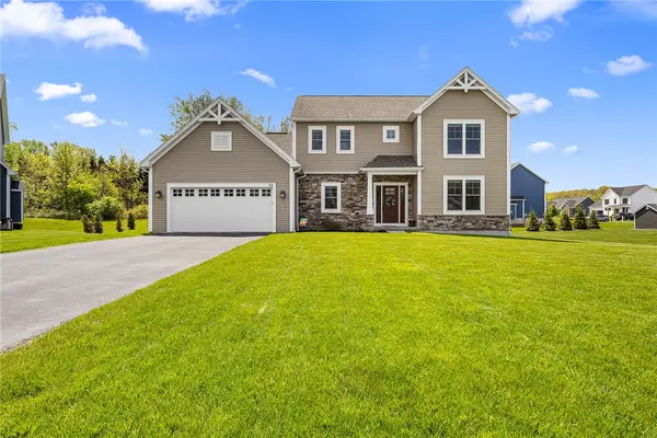 56 Knightbridge Circle, Penfield, NY 14526