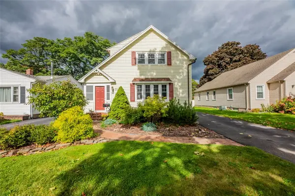 92 Armstrong Avenue, Rochester, NY 14617