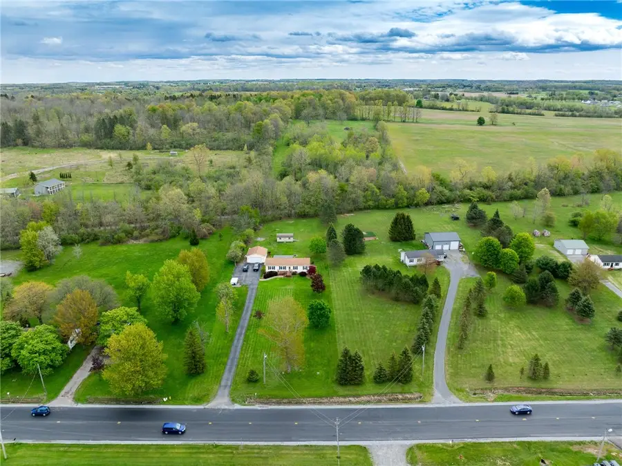 2827 County Road 10, Canandaigua, NY 14424 - #2