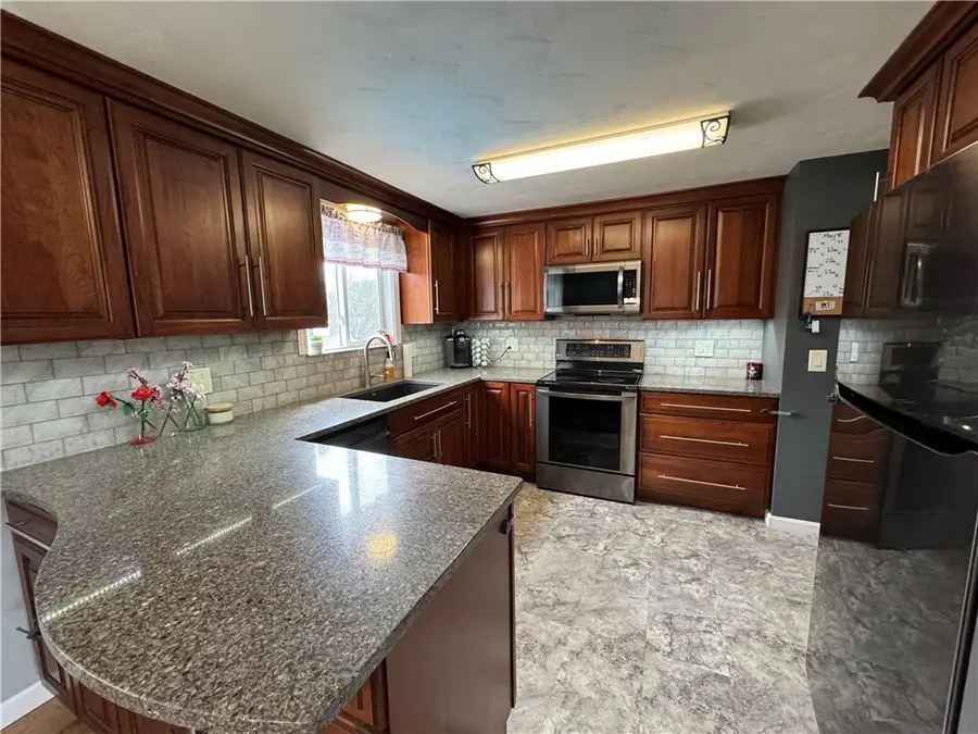 114 Pamela Lane, Newark, NY 14513 - #3