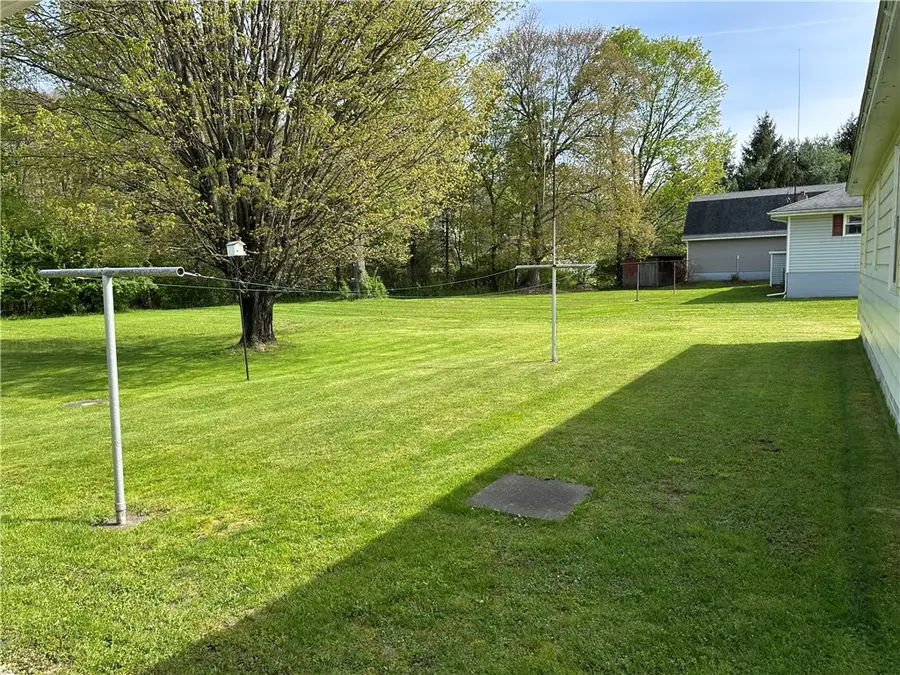 29 Jf Kennedy Drive #J, Lewis Run, PA 16738 - #3